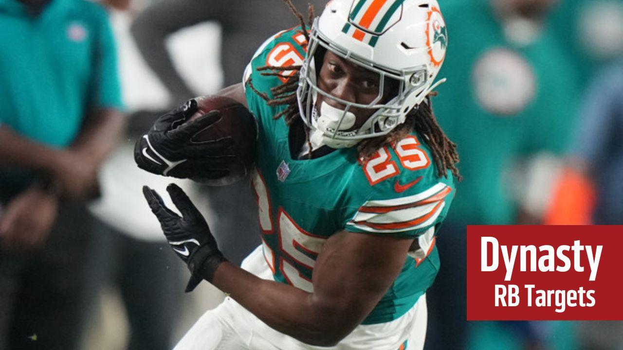 Buy These Young Emerging RBs in Dynasty
