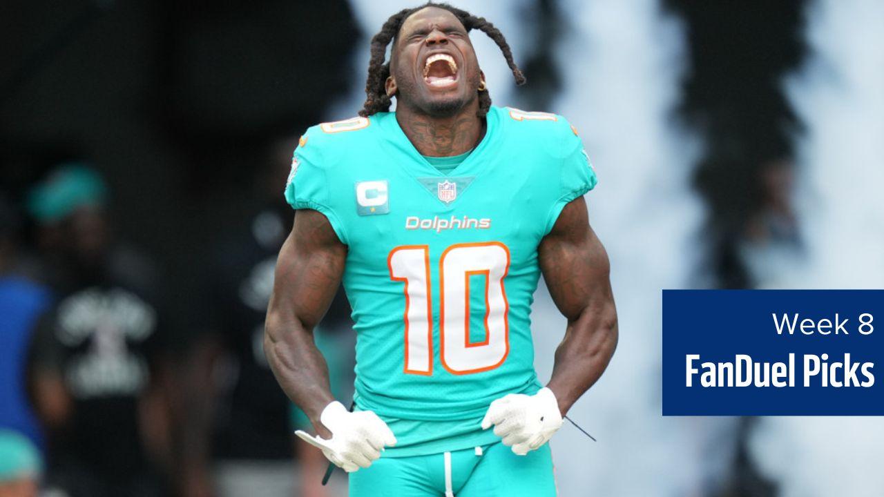 Tyreek Hill is among the names featured in the Week 8 FanDuel Picks